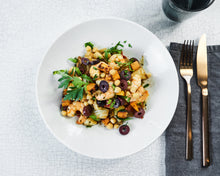 Laden Sie das Bild in den Galerie-Viewer, Kochkurs im PNT Center "Foodpunk Spezial – Kochen & Ernährungswissen mit Marina & Barbara" 13. November 2025 17:00-21:00 Uhr